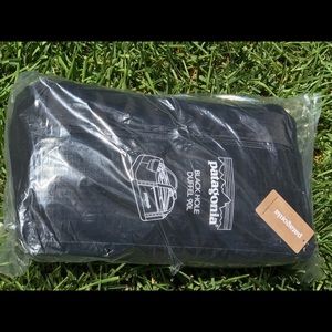 Patagonia Black Hole Duffel 90L Black
